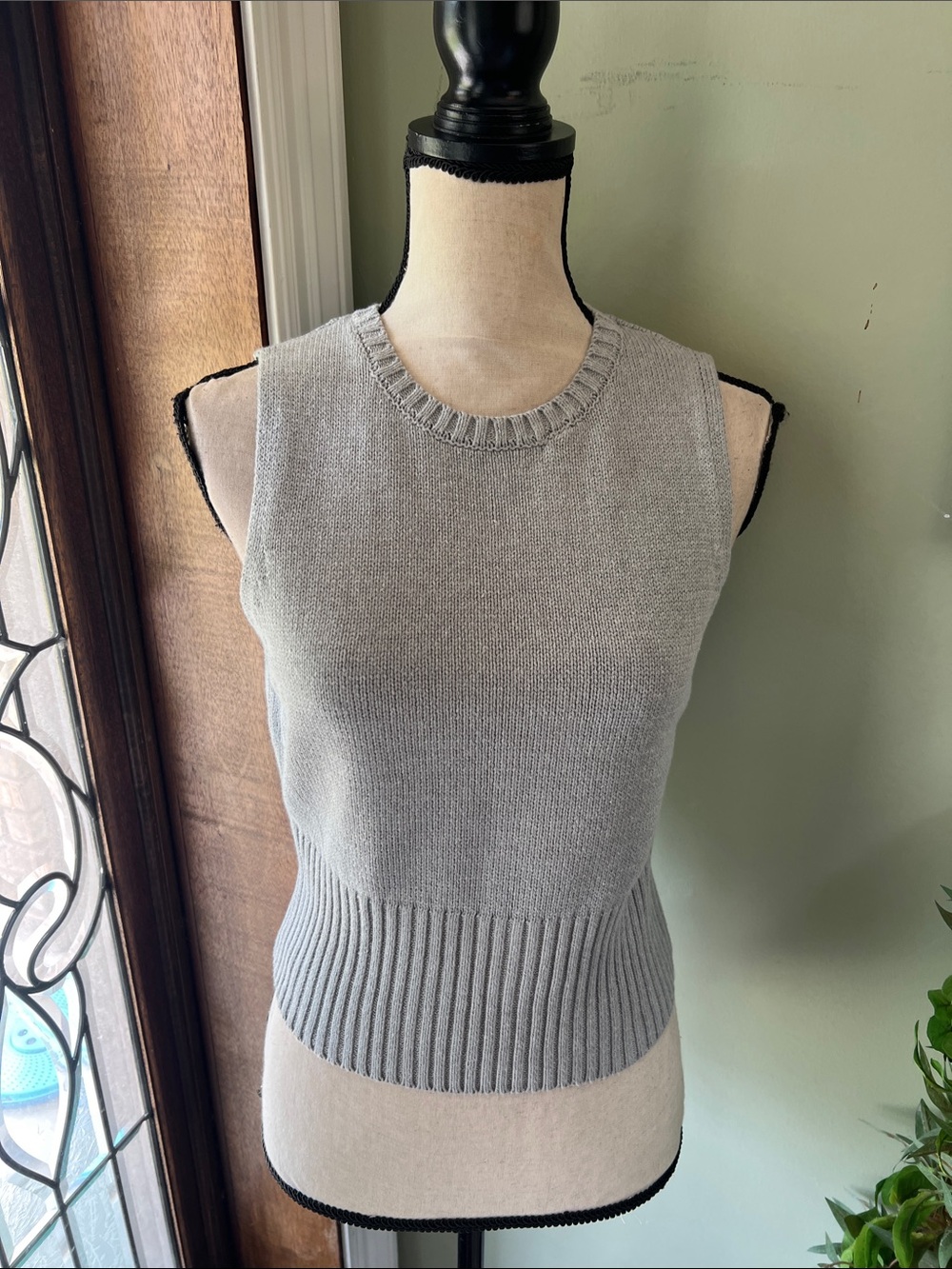 Ribbed Hem Sleeveless Knit Tank Top - Light Gray